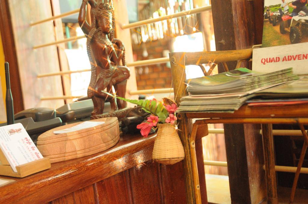 Big Lyna Villa Siem Reap Exterior foto