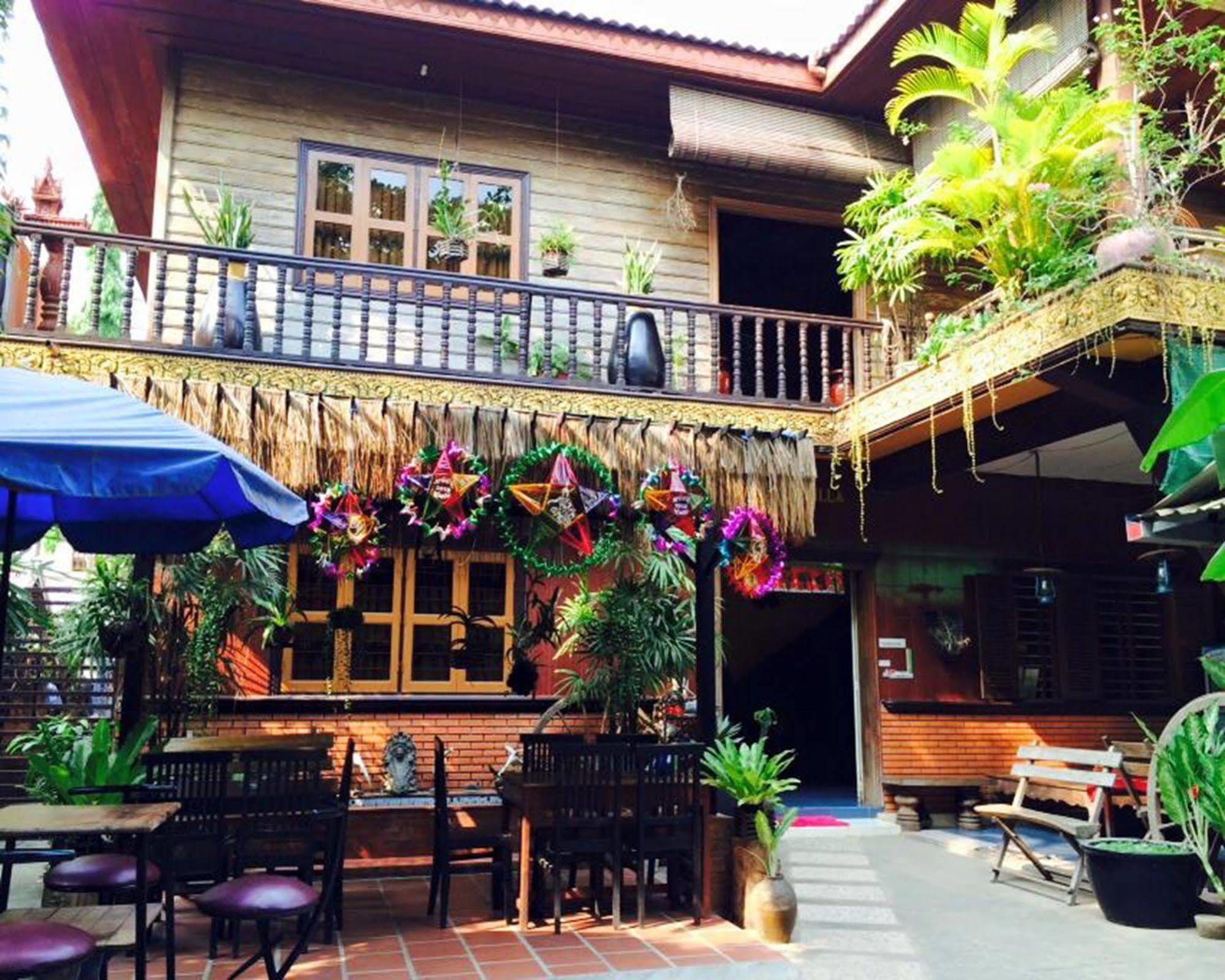 Big Lyna Villa Siem Reap Exterior foto